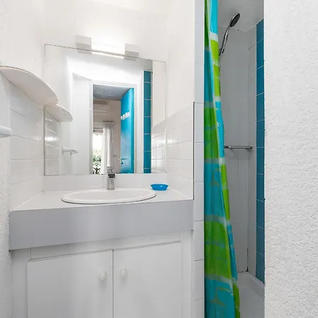 One-bedroom In *